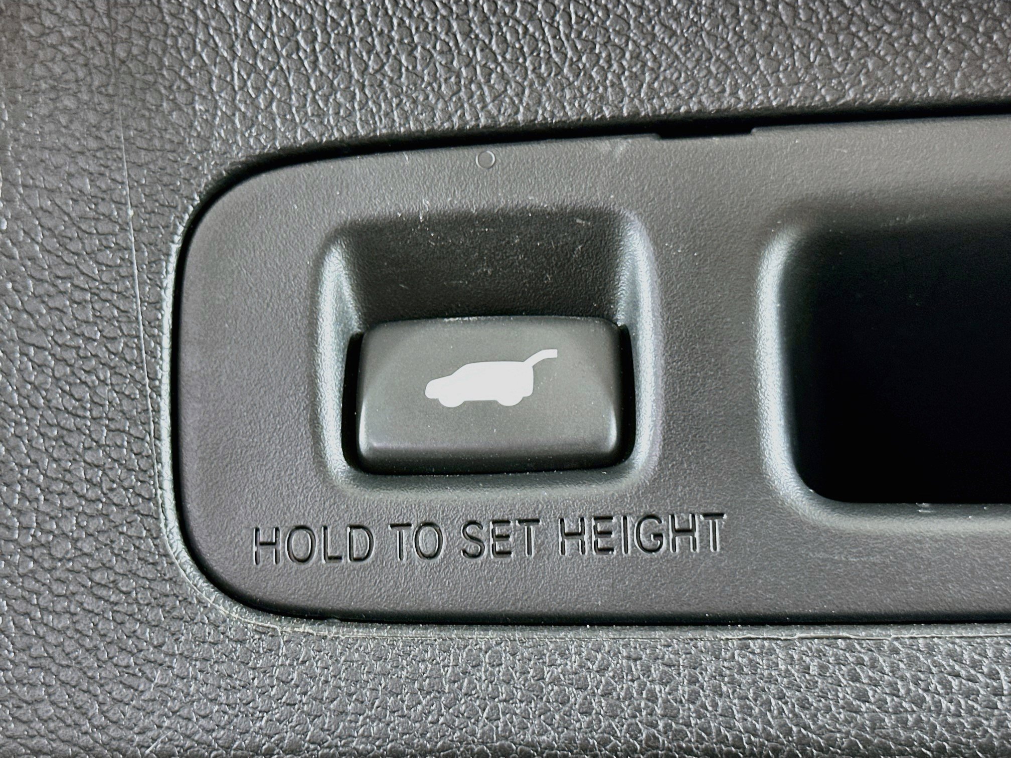 Used 2020 Honda CR-V Touring image 30