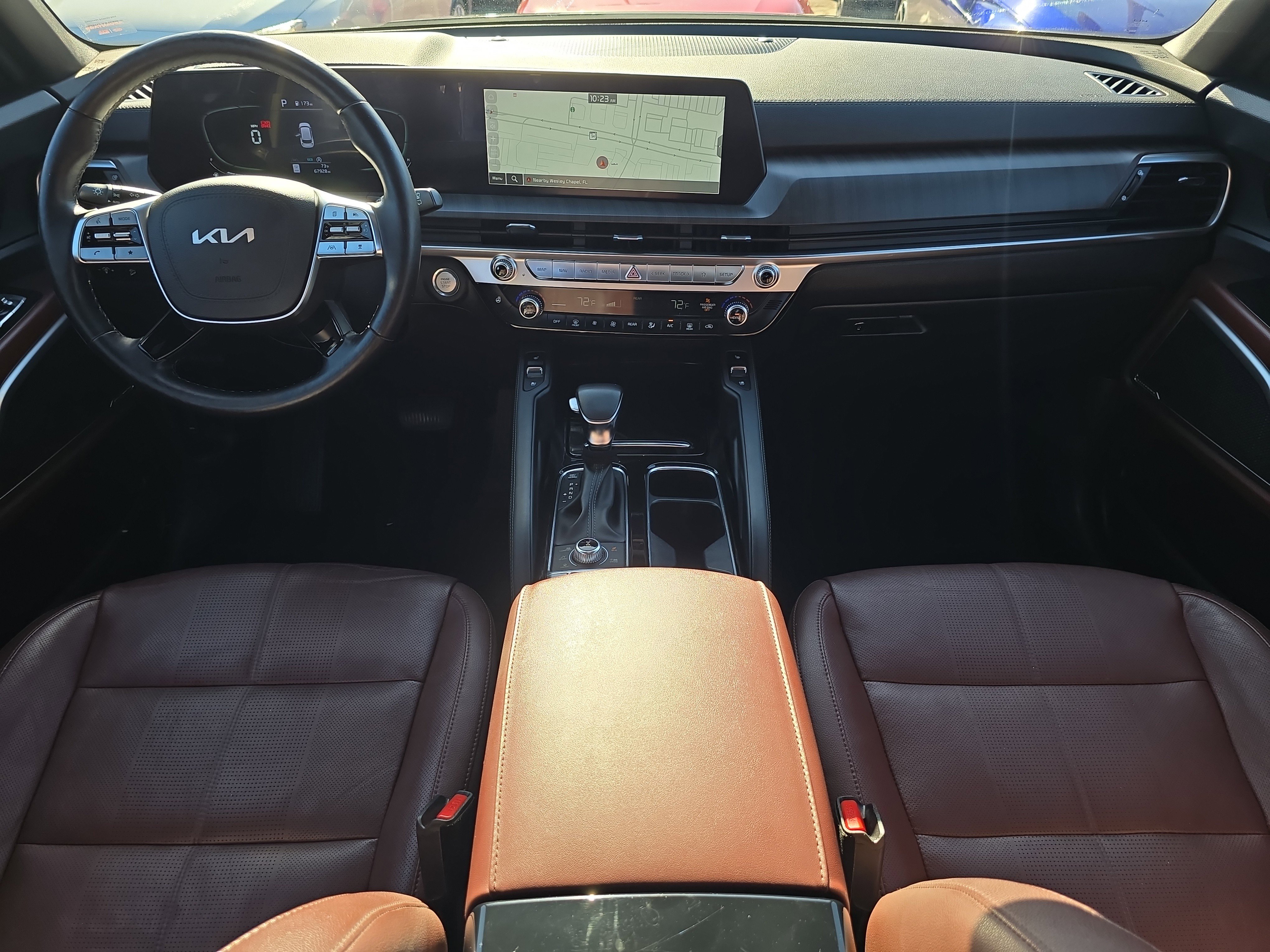 Certified 2023 Kia Telluride EX w/ EX Captain's Chair Package image 15