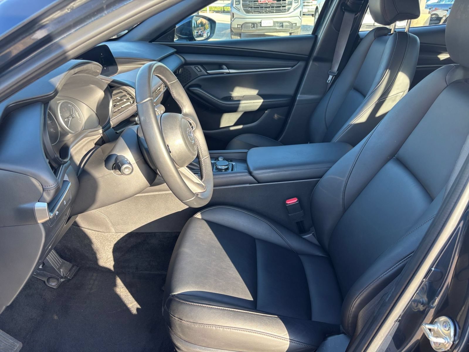 Used 2026 MAZDA MAZDA3 s FWD image 25