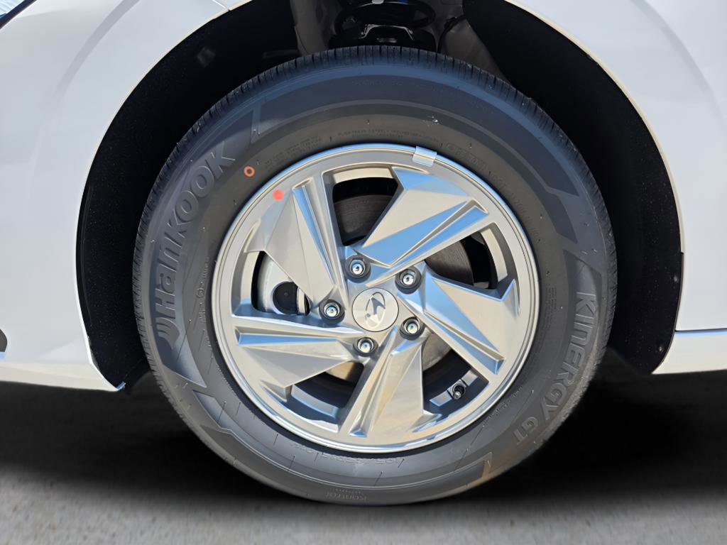 New 2026 Hyundai Elantra SE FWD image 10