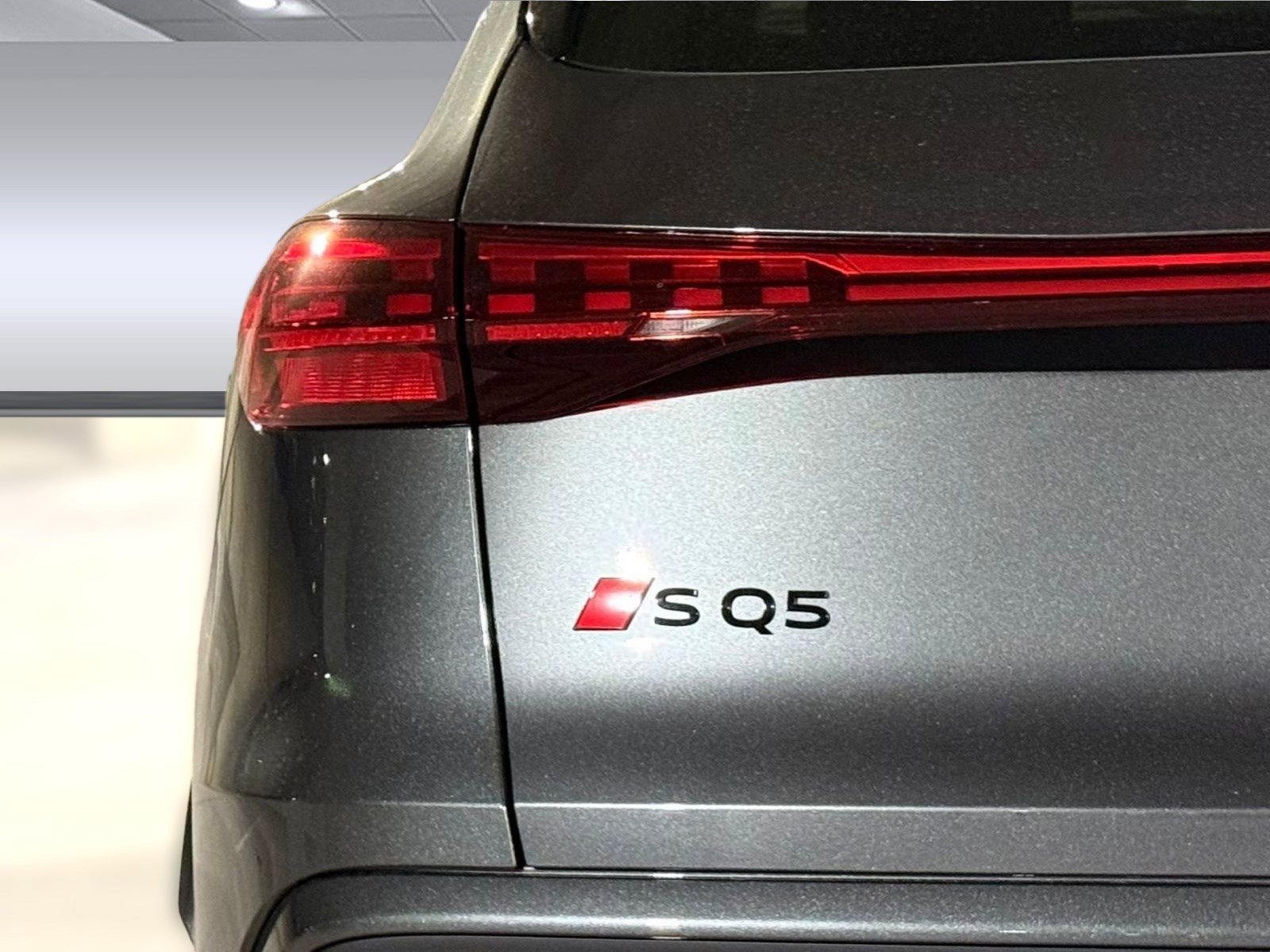New 2025 Audi SQ5 Premium Plus image 12