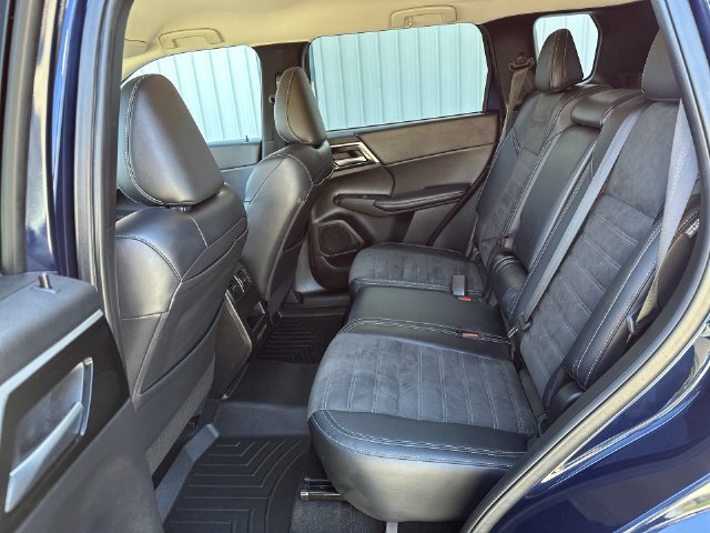 Used 2024 Mitsubishi Outlander SE AWD/4WD image 33