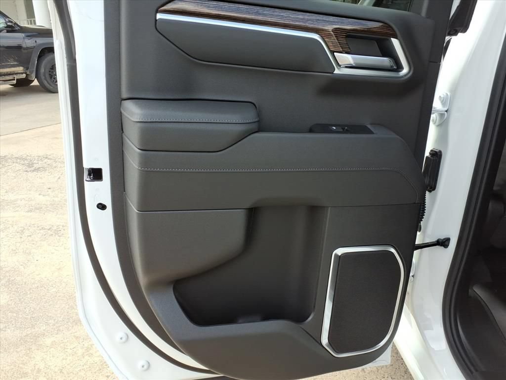 New 2026 GMC Sierra 1500 Elevation AWD/4WD image 16