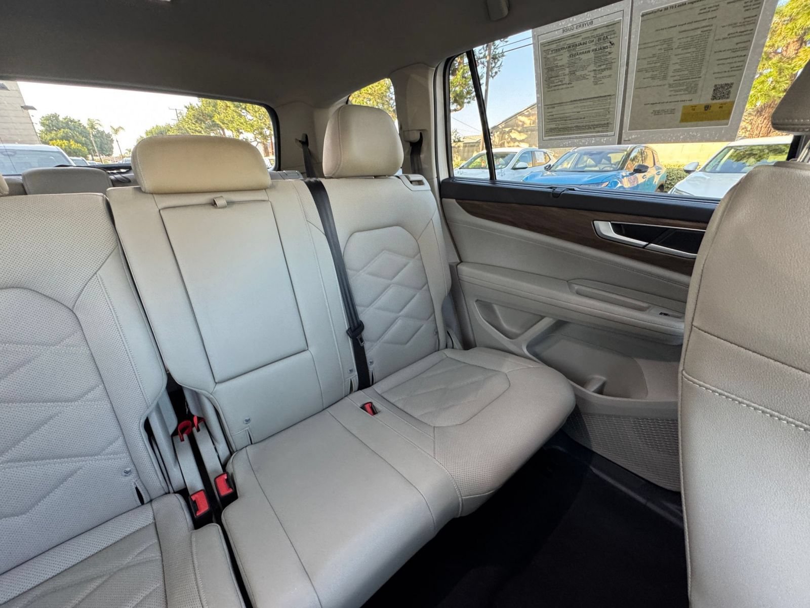 Used 2026 Volkswagen Atlas SE FWD image 40