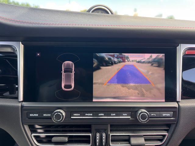 Used 2019 Porsche Macan AWD/4WD image 24