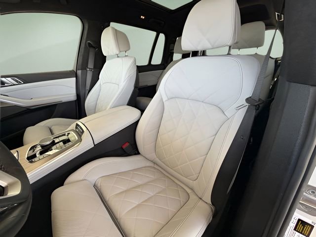 Certified 2023 BMW X7 xDrive40i w/ Premium Package image 32