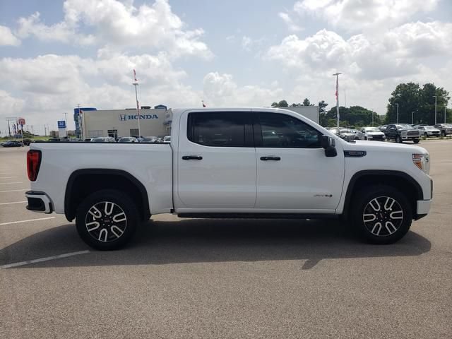 Used 2022 GMC Sierra 1500 AT4 w/ AT4 Preferred Package AWD/4WD image 4