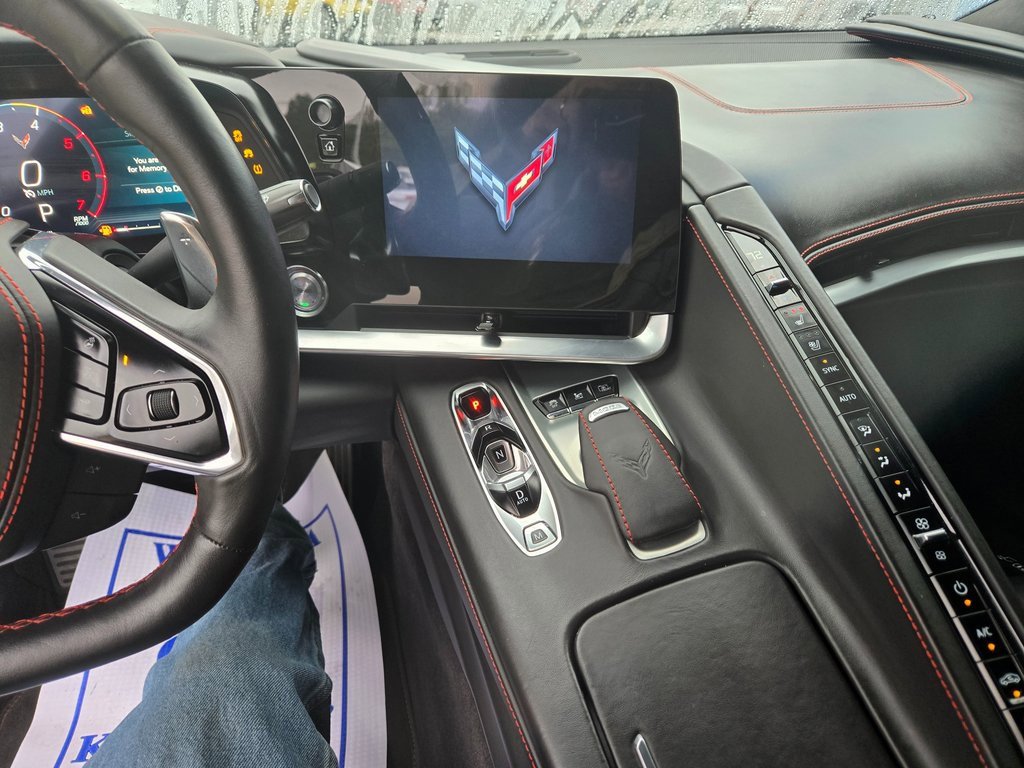 Used 2024 Chevrolet Corvette Stingray Premium Conv w/ 3LT image 7