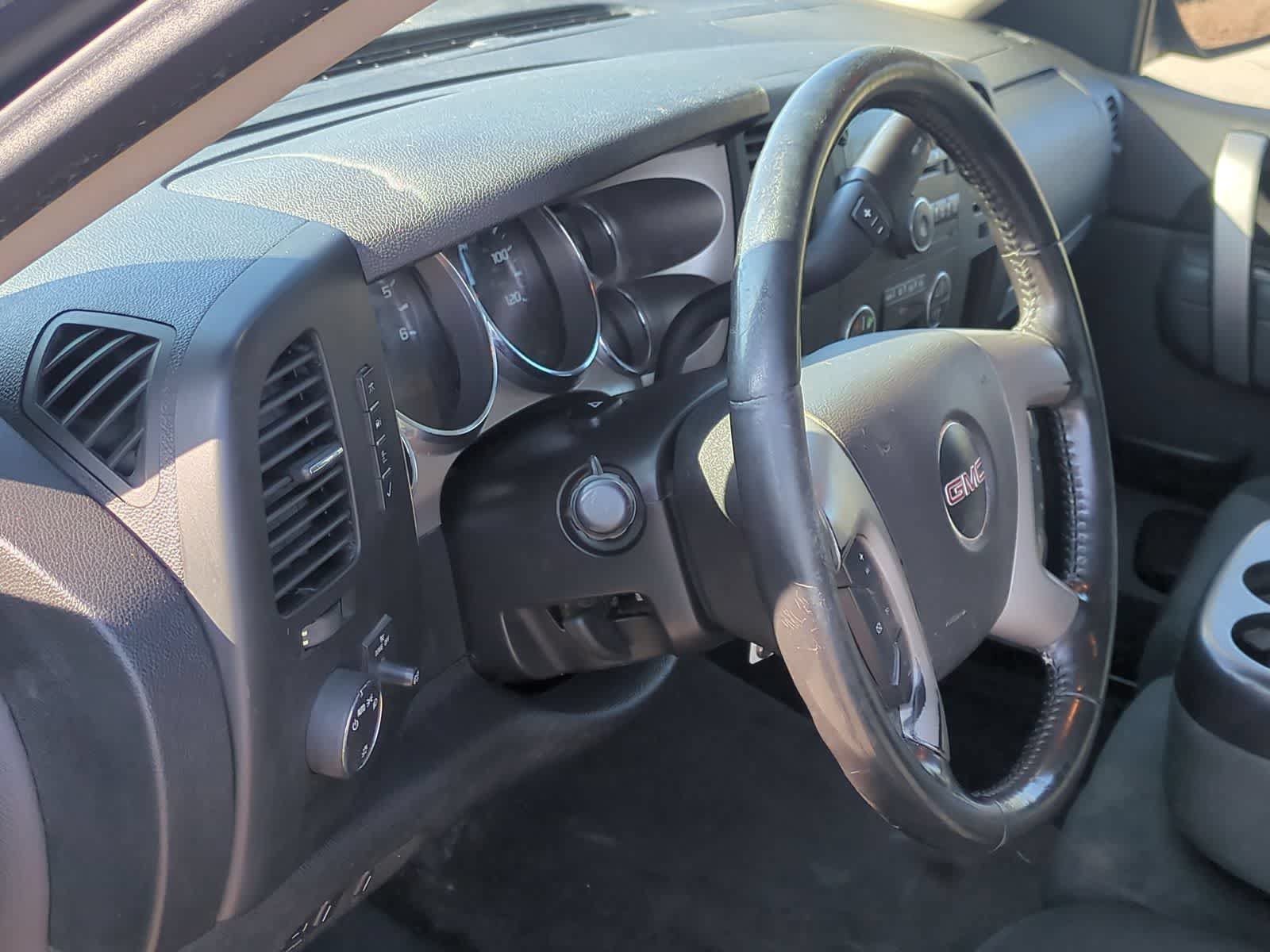Used 2013 GMC Sierra 2500 SLE w/ SLE Preferred Package AWD/4WD image 10