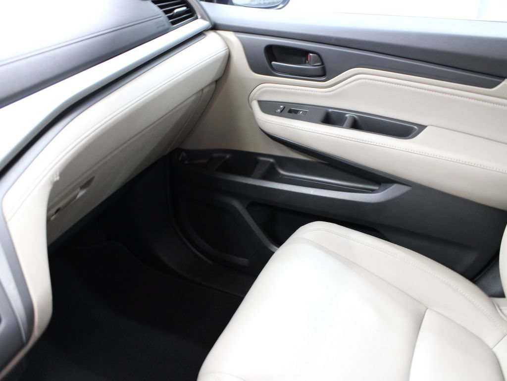 Used 2018 Honda Odyssey Touring image 28
