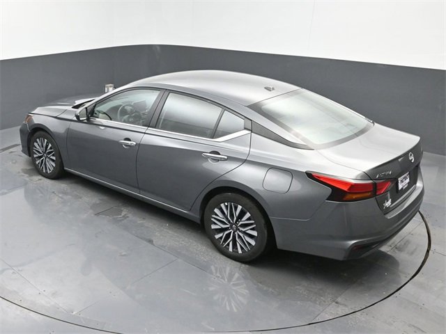 Used 2025 Nissan Altima 2.5 SV image 27