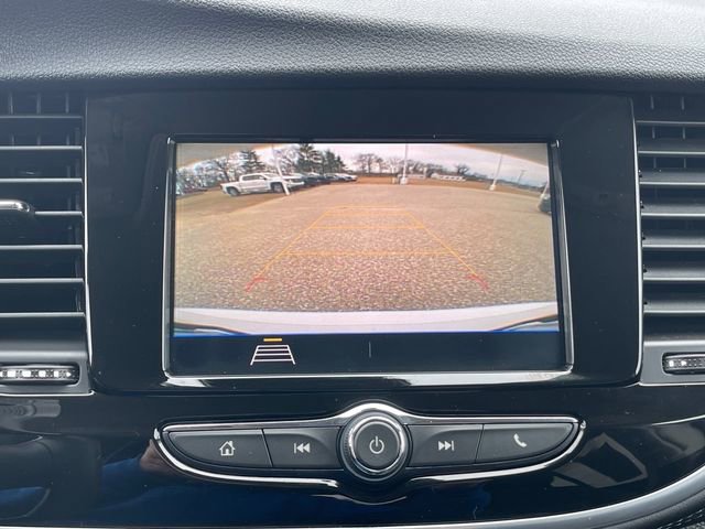 Used 2022 Buick Encore Preferred image 17