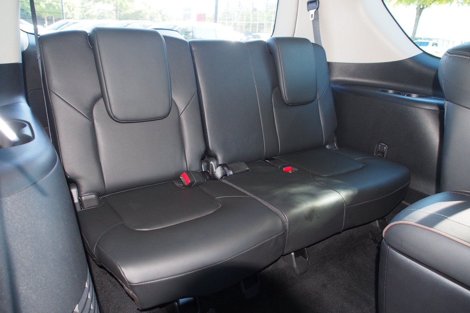 Used 2023 Nissan Armada Platinum w/ Captain's Chairs Package AWD/4WD image 18