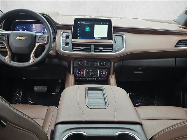 Used 2023 Chevrolet Tahoe High Country AWD/4WD image 17
