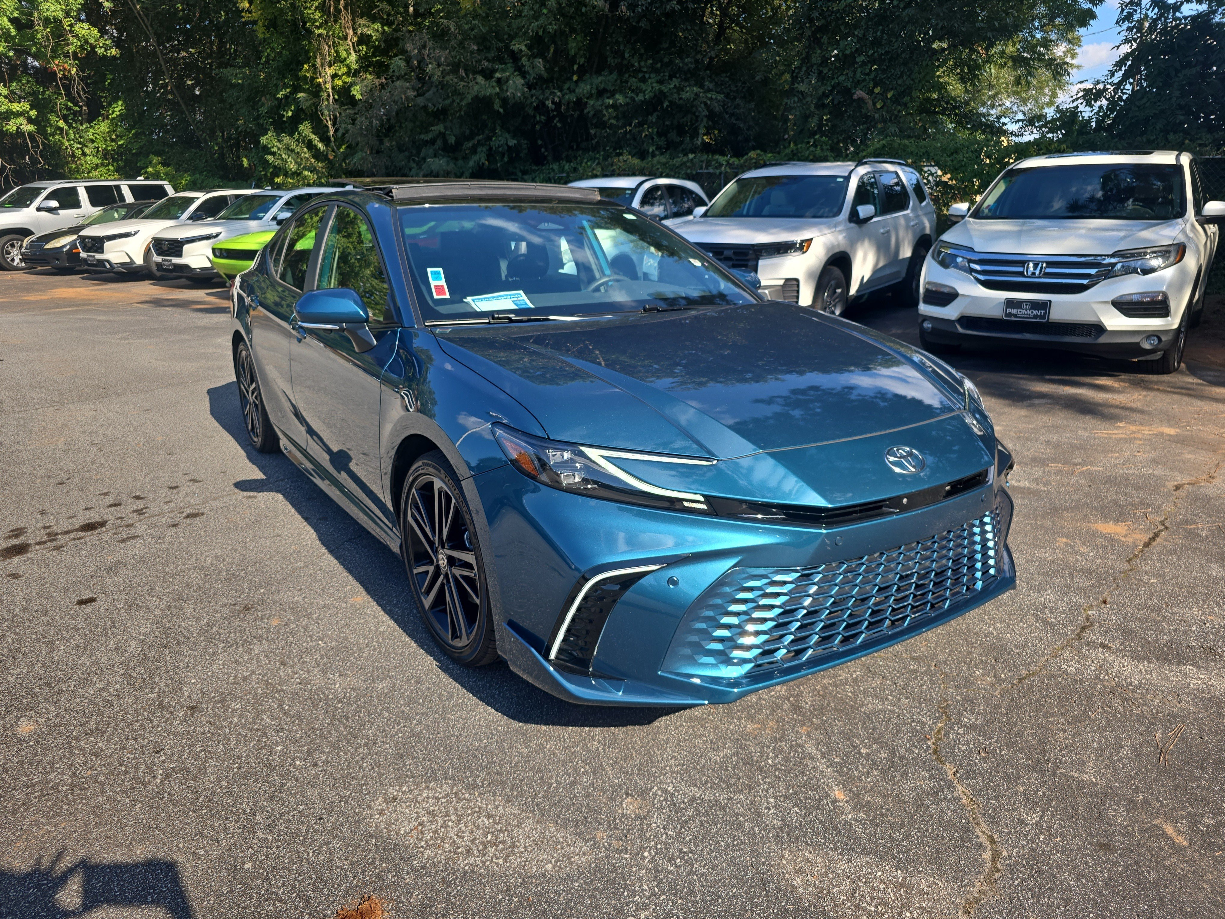 Used 2025 Toyota Camry XSE w/ Premium Plus Package FWD image 3