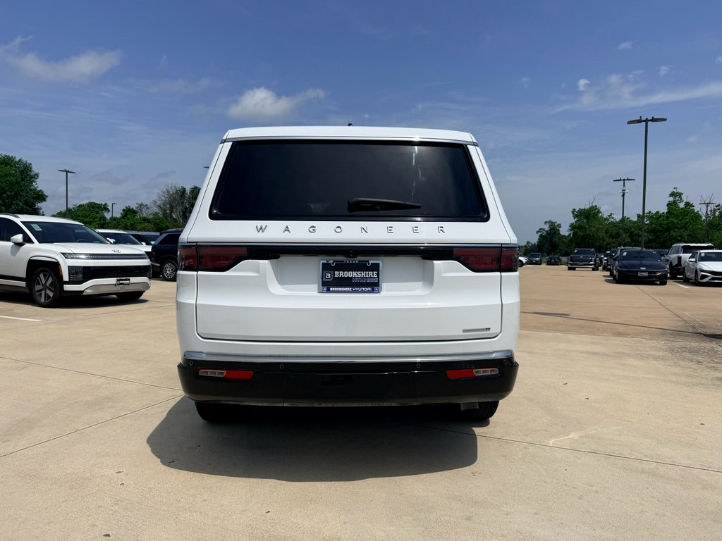 Used 2024 Jeep Wagoneer Series II w/ Flexible Seating Group AWD/4WD image 7