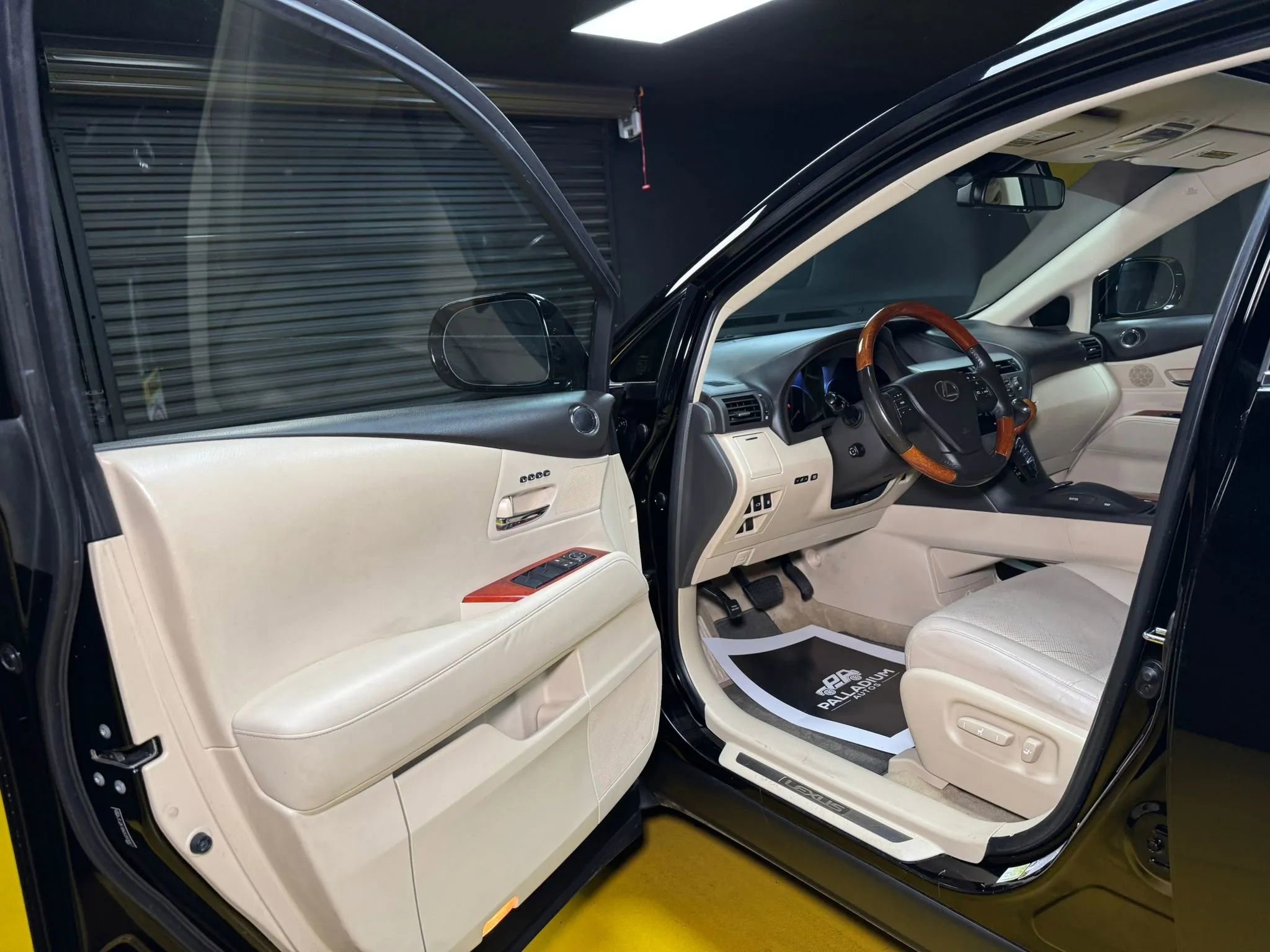 Used 2012 Lexus RX 350 RX 350 Sport Utility 4D image 24