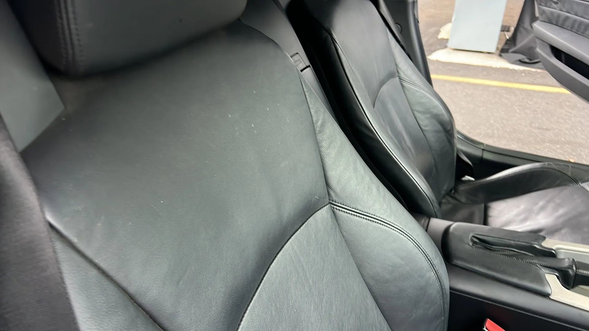 Used 2004 BMW Z4 2.5i image 22