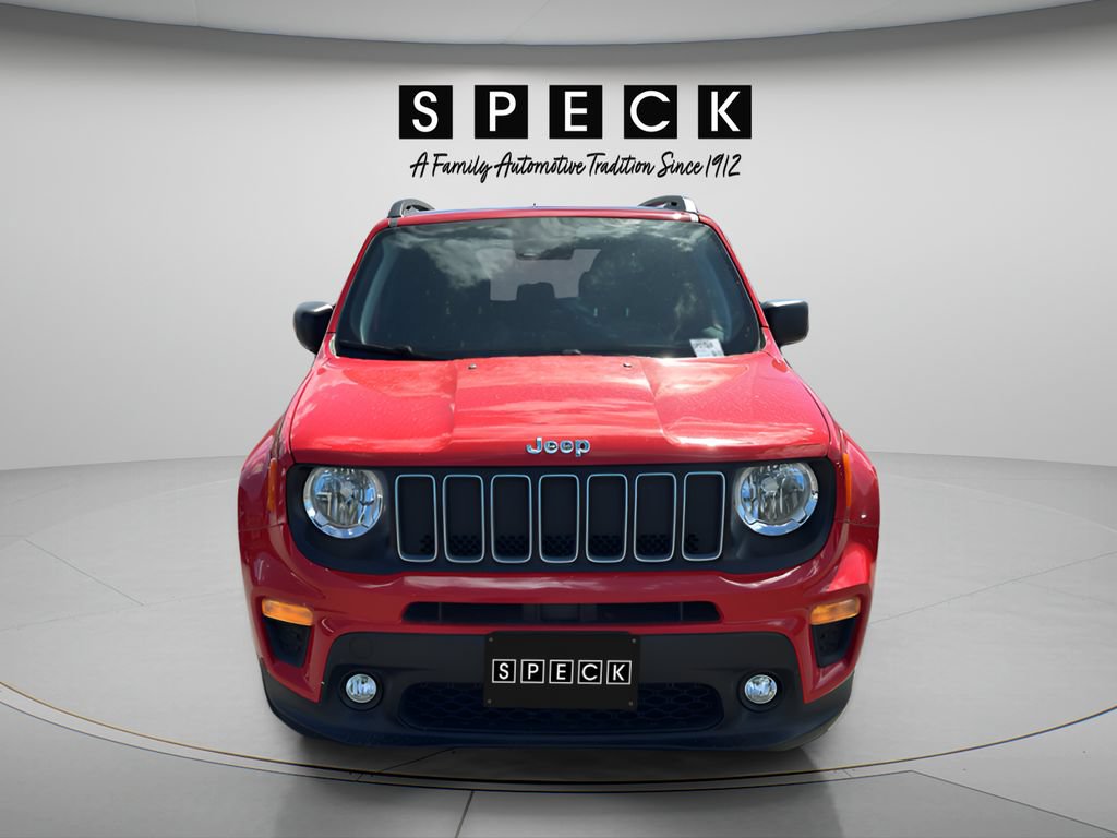 Used 2023 Jeep Renegade Latitude w/ Sun/Sound Group AWD/4WD image 8