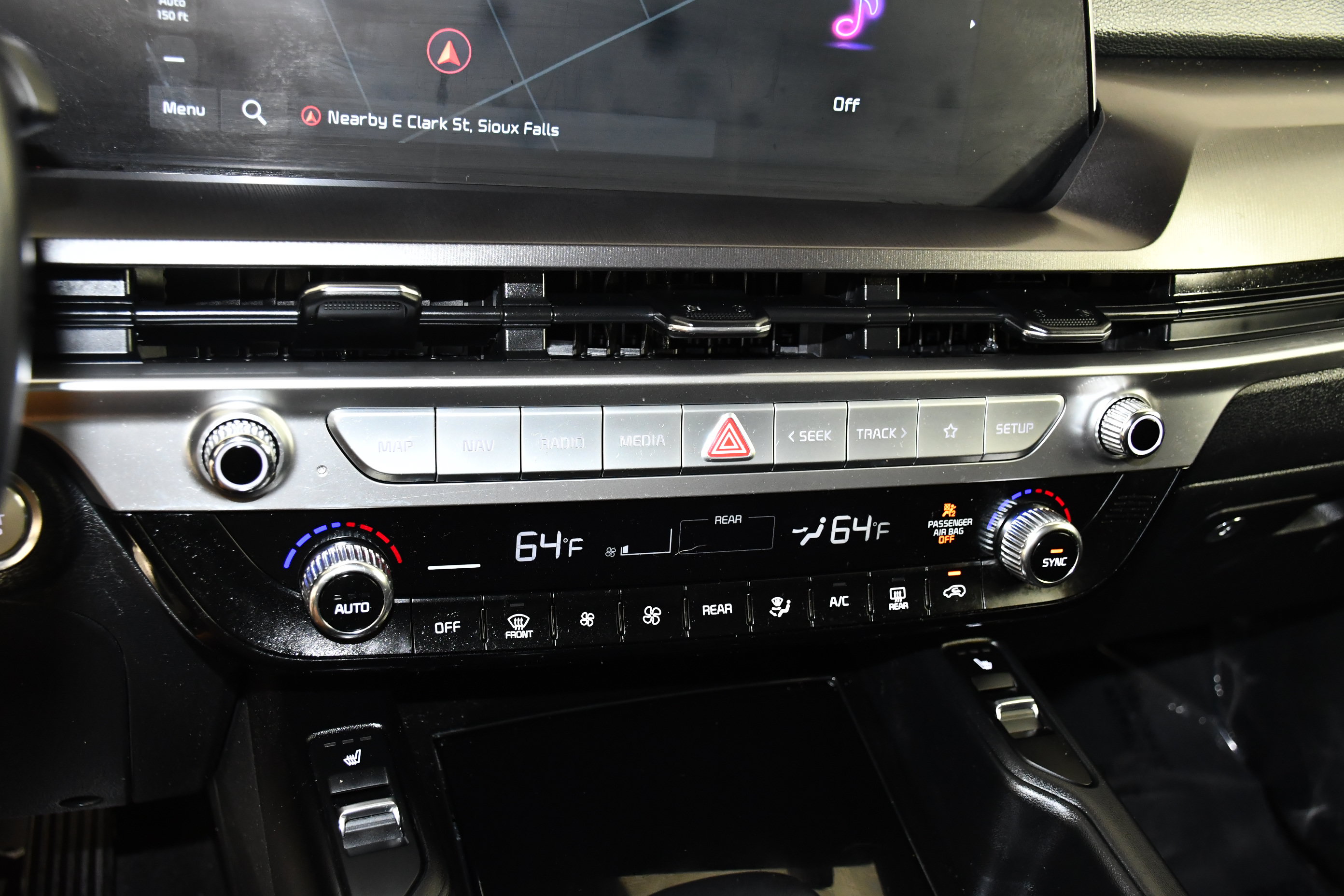 Used 2023 Kia Telluride S w/ S Sunroof Package AWD/4WD image 29