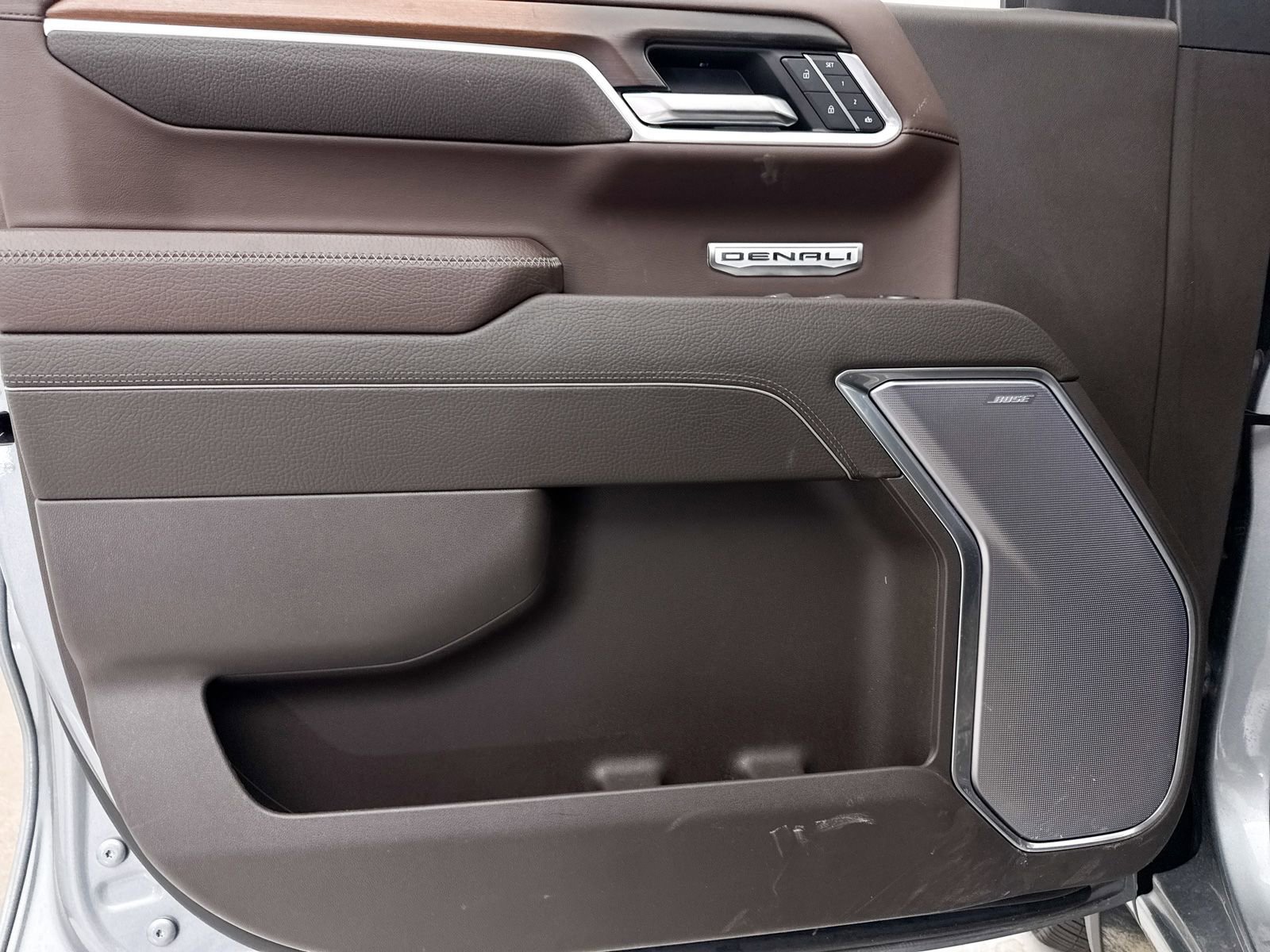 Used 2025 GMC Sierra 1500 Denali image 32