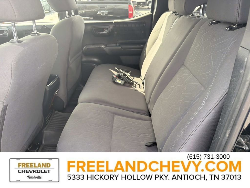 Used 2018 Toyota Tacoma TRD Off-Road image 16