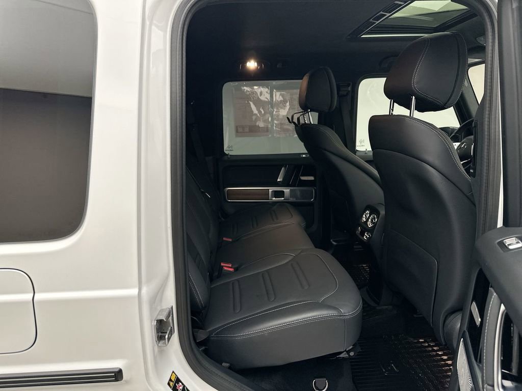 Used 2024 Mercedes-Benz G 550 image 7