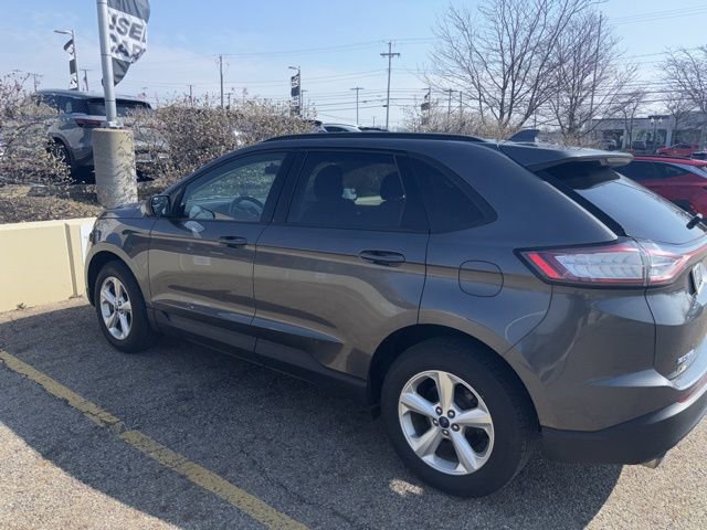 Used 2017 Ford Edge SE image 2