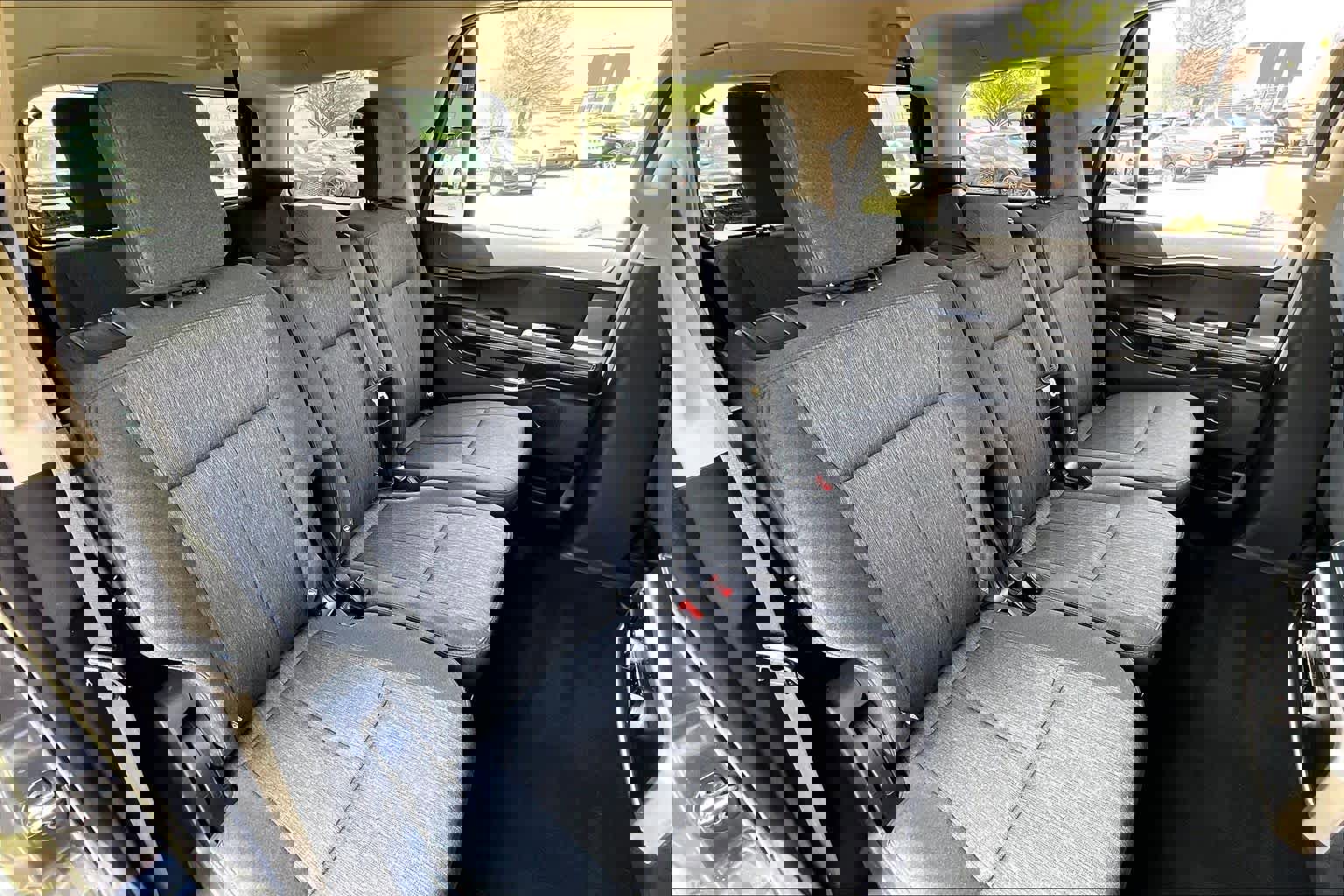 Used 2024 Ford Expedition XLT image 18