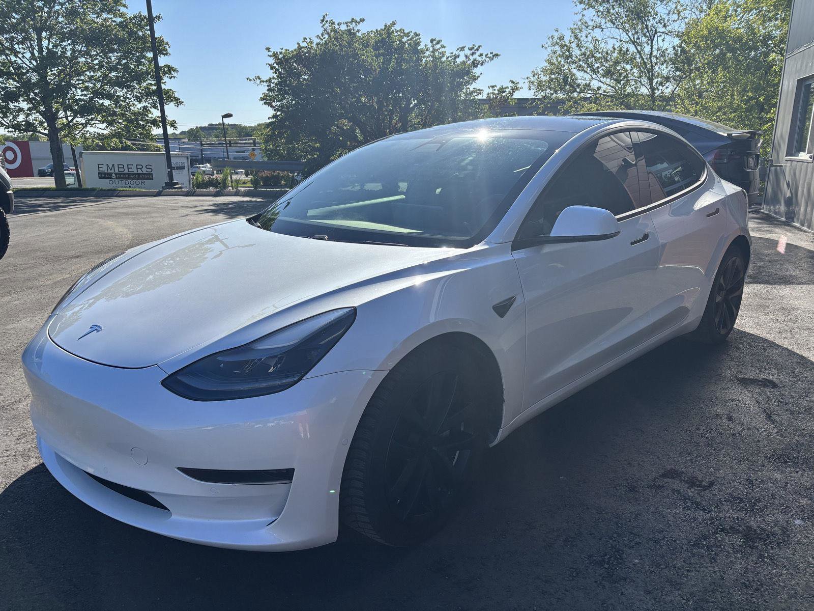 Used 2021 Tesla Model 3 Standard Range Plus RWD image 5