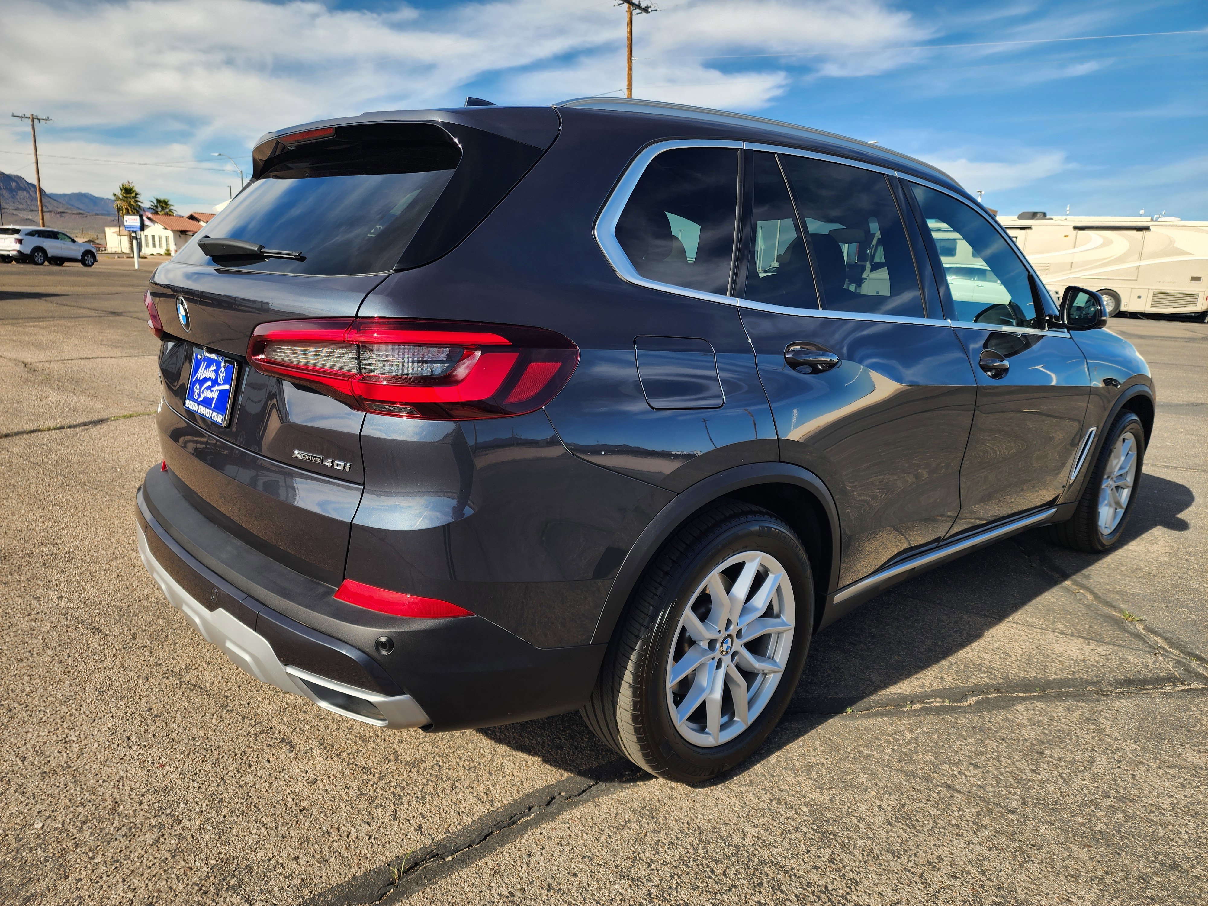 Used 2022 BMW X5 xDrive40i w/ Executive Package image 5