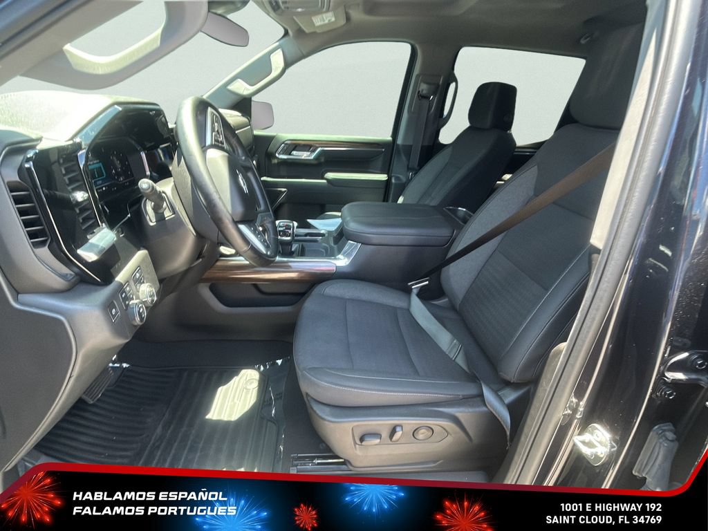 Used 2024 Chevrolet Silverado 1500 RST w/ Z71 Off-Road Package AWD/4WD image 12