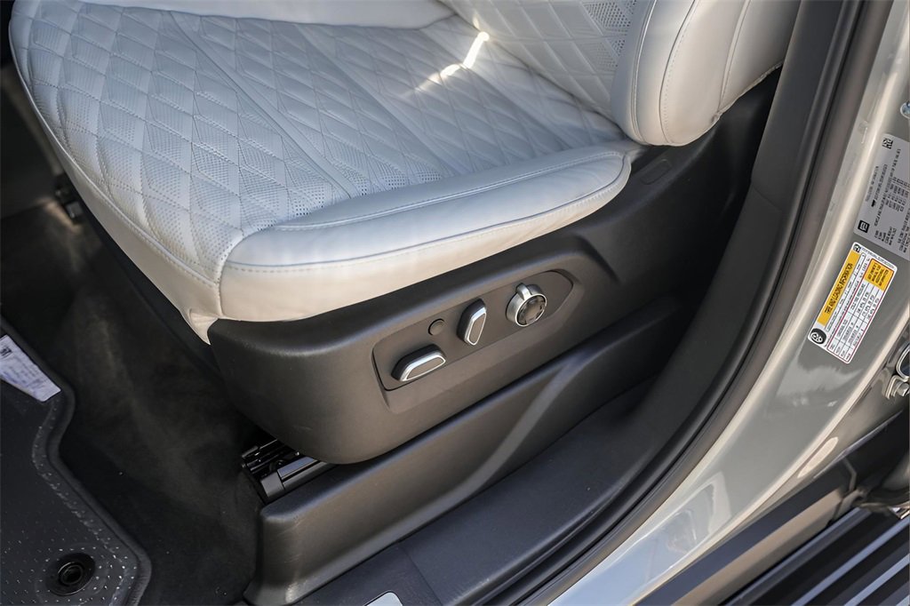 Certified 2025 Cadillac Escalade Sport Platinum w/ LPO, Floor Liner Package image 8