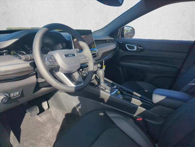 New 2026 Jeep Compass Latitude AWD/4WD image 2