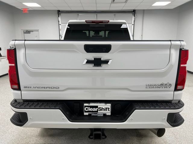 Used 2025 Chevrolet Silverado 3500 High Country w/ Technology Package image 7