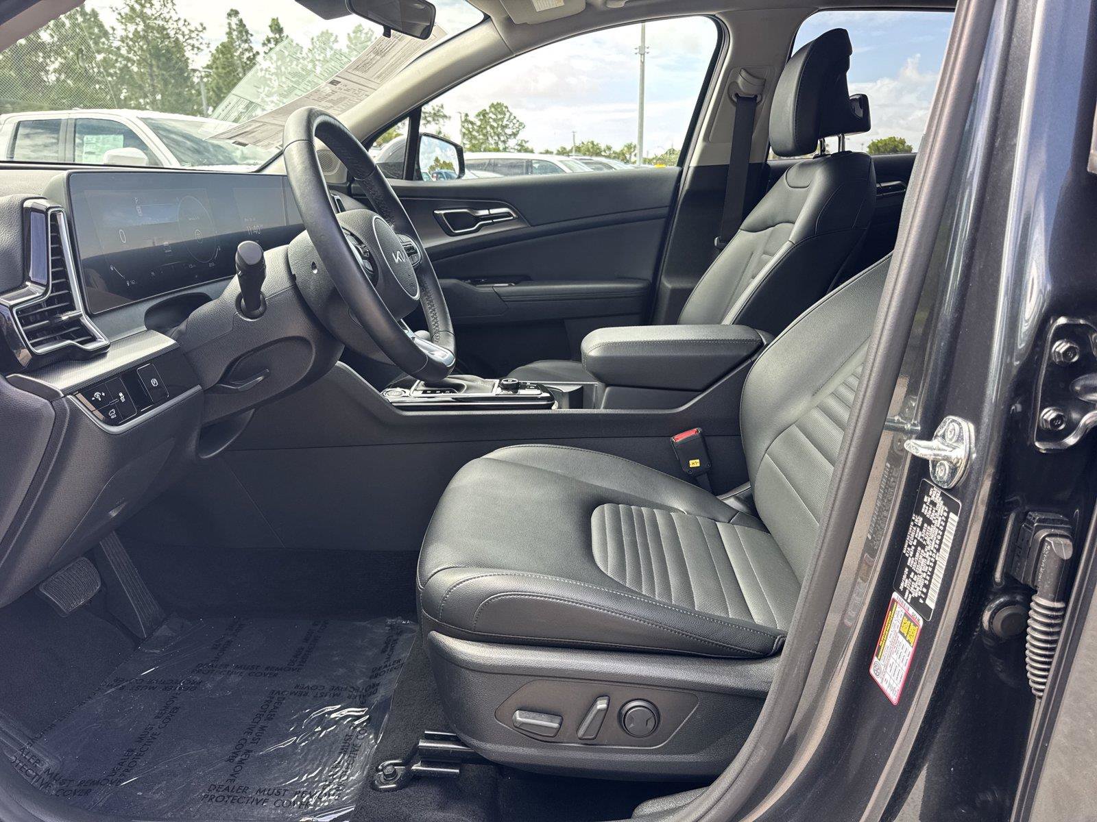 Used 2024 Kia Sportage SX FWD image 9