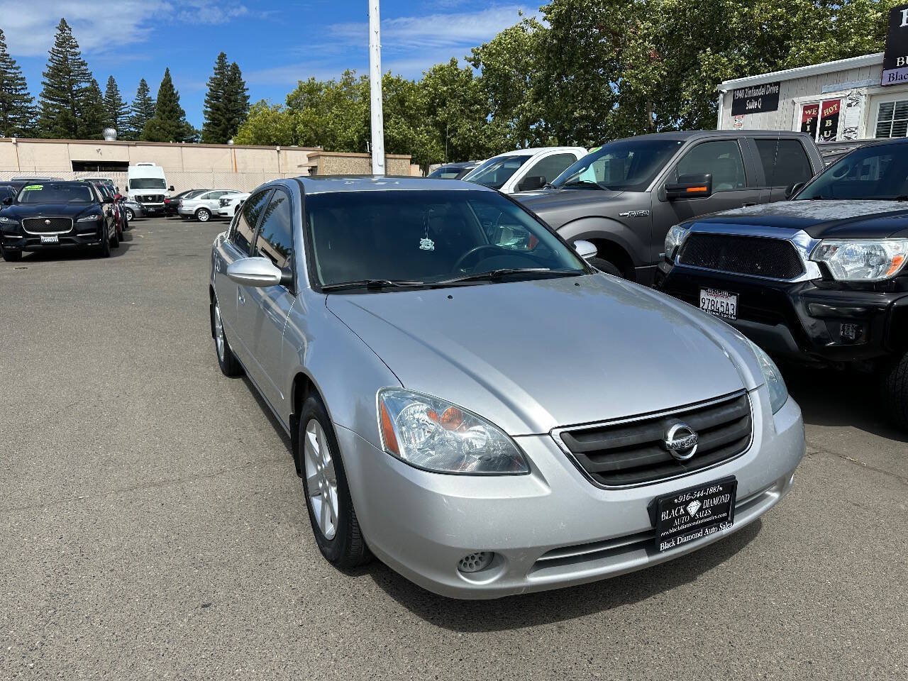 Used 2002 Nissan Altima 2.5 SL FWD image 10