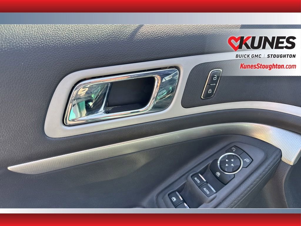 Used 2013 Ford Explorer XLT AWD/4WD image 15