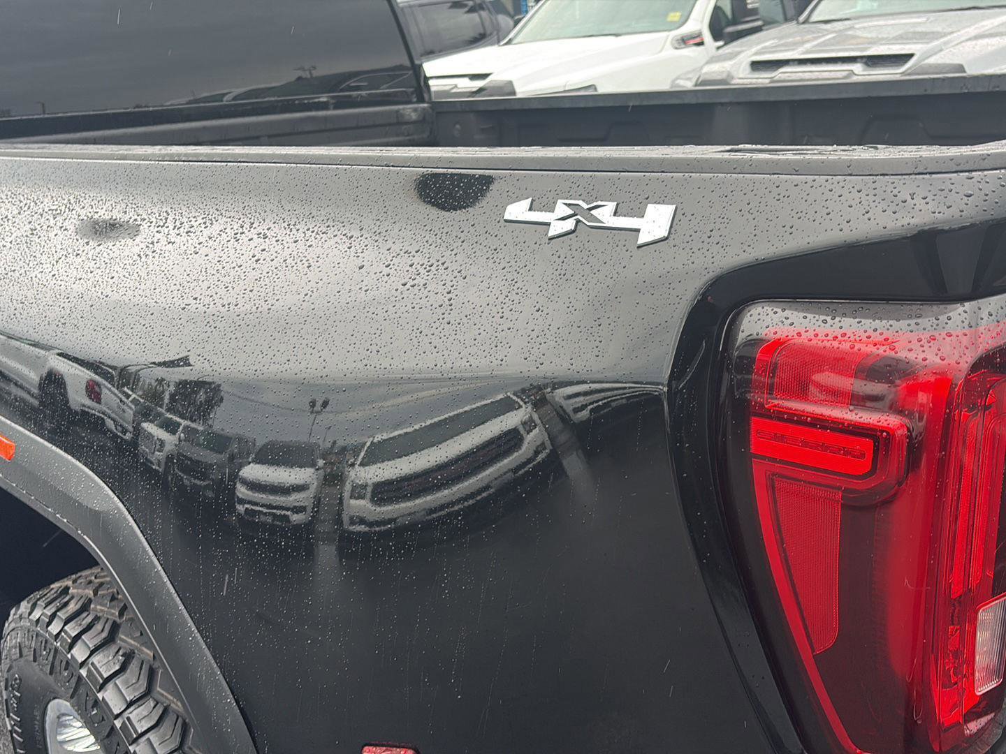 Used 2022 GMC Sierra 3500 SLE w/ SLE Value Package AWD/4WD image 31