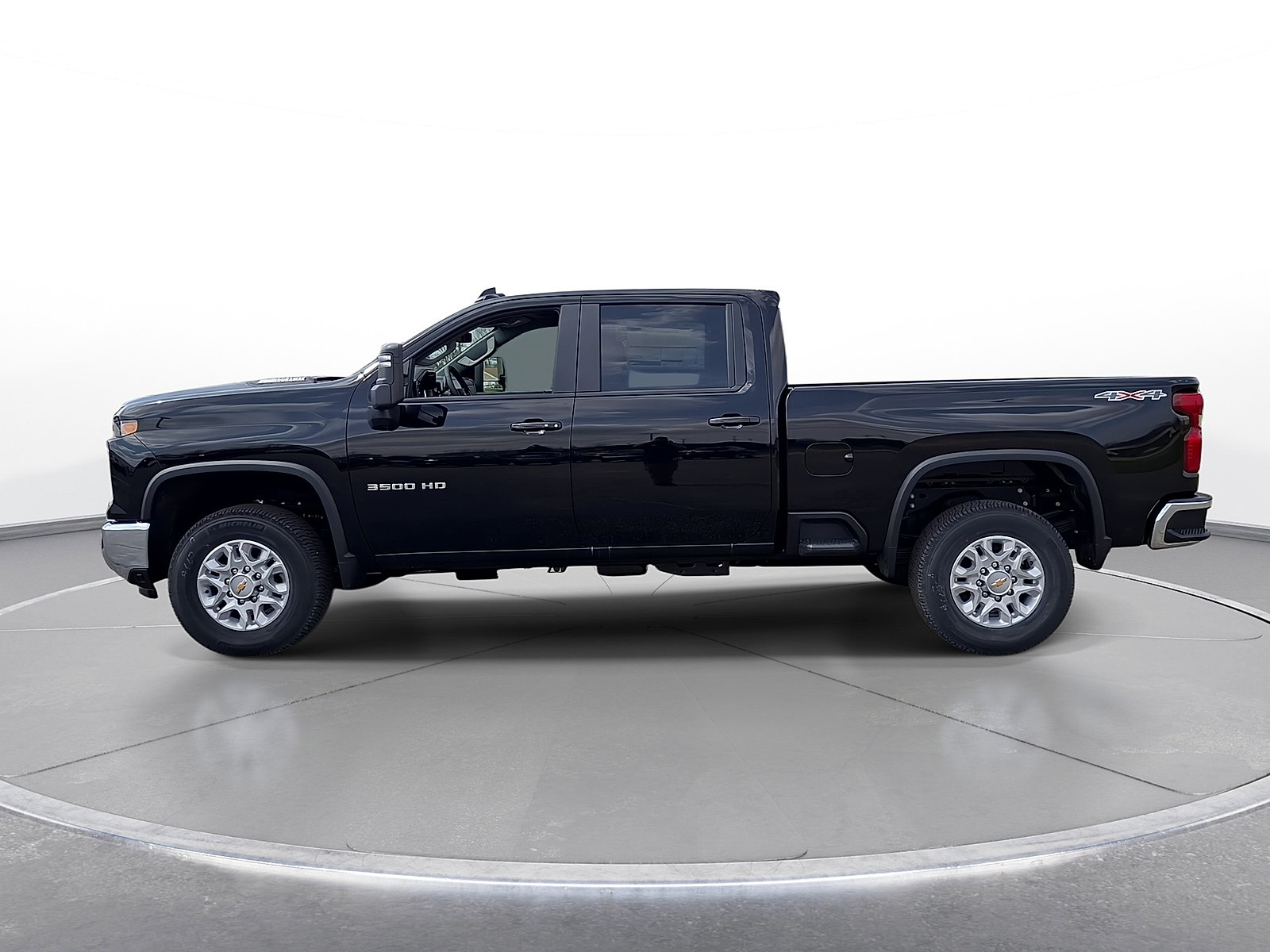 New 2026 Chevrolet Silverado 3500 LT w/ All Star Edition AWD/4WD image 5