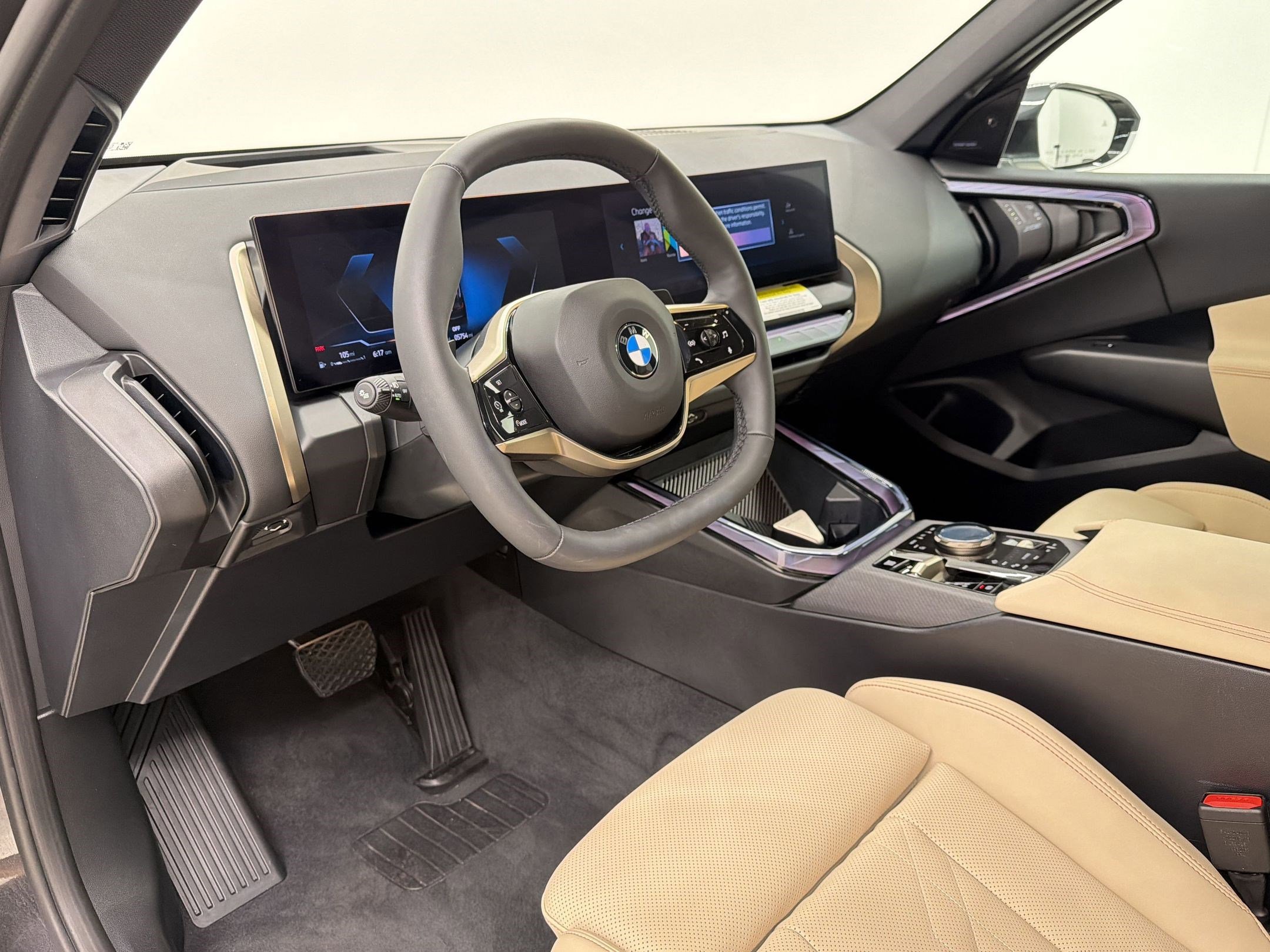 Used 2025 BMW X3 xDrive30i AWD/4WD image 4