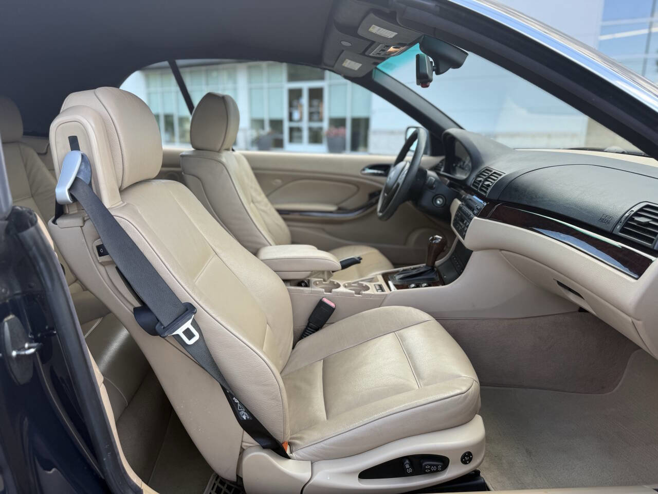 Used 2005 BMW 325Ci Convertible image 17