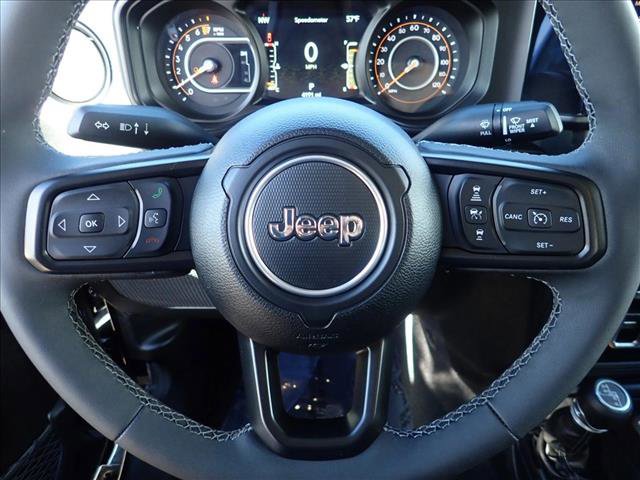 New 2025 Jeep Gladiator Sport AWD/4WD image 11