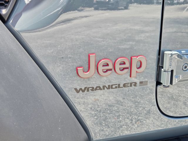 Used 2024 Jeep Wrangler Rubicon AWD/4WD image 10