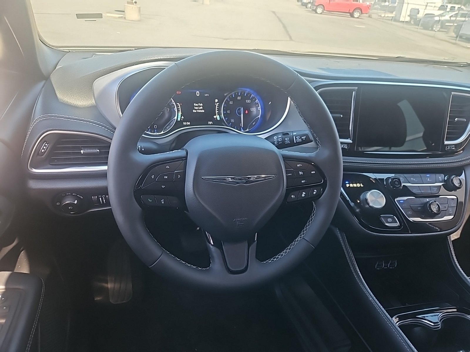 Used 2025 Chrysler Pacifica Limited FWD image 18