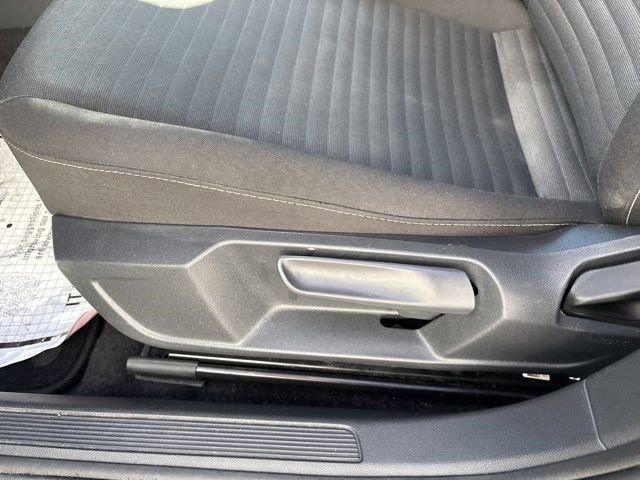 Used 2025 Volkswagen Jetta S image 11