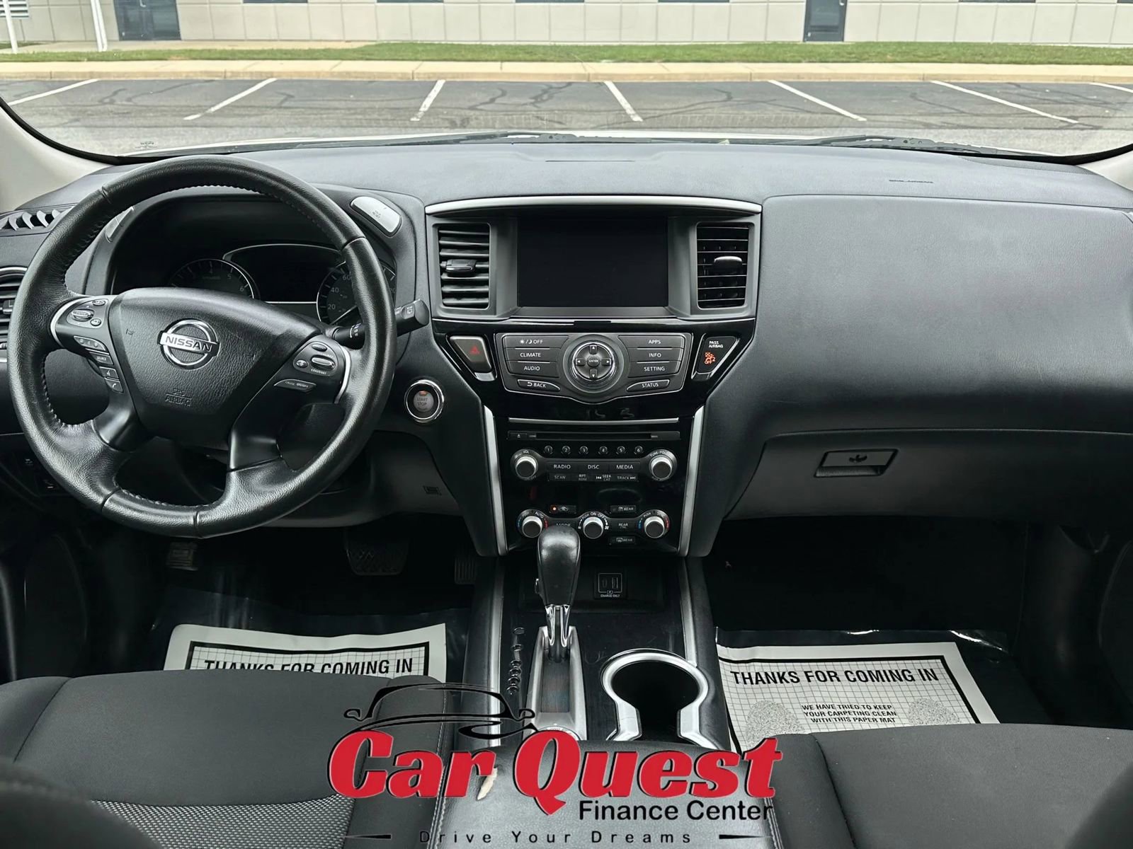 Used 2020 Nissan Pathfinder SV image 22