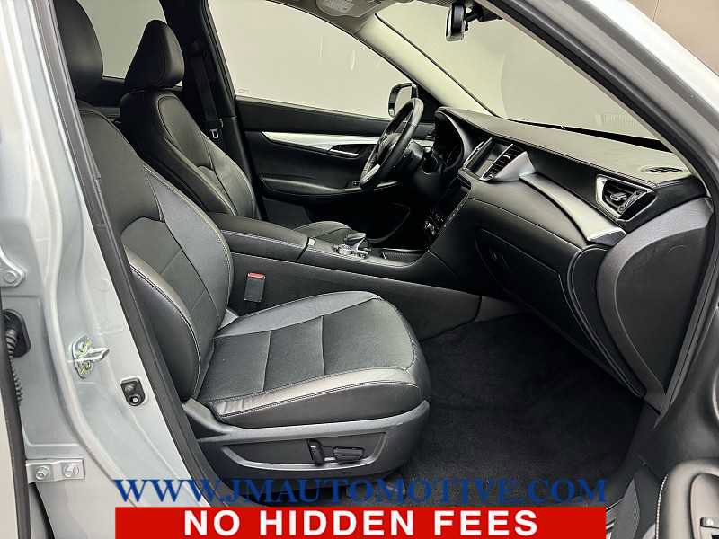 Used 2021 INFINITI QX50 Essential w/ Convenience Package image 20