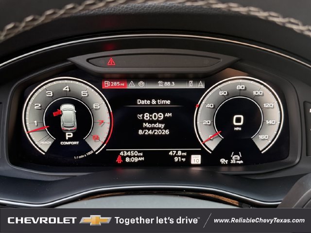 Used 2024 Audi Q8 Prestige w/ Prestige Package AWD/4WD image 16