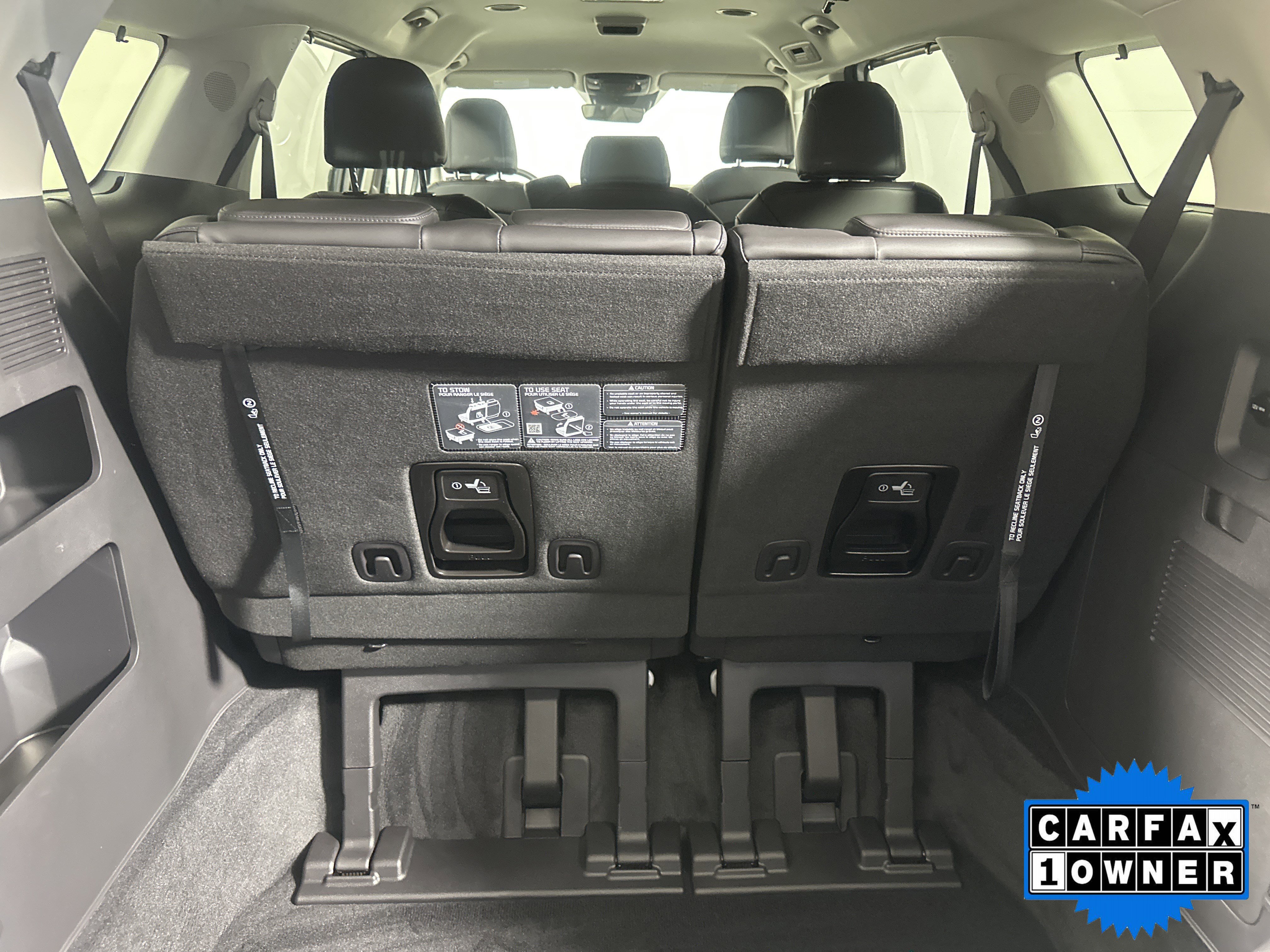 Used 2026 Kia Carnival EX image 22